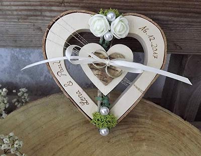 Geschenke zur Hochzeit Holzherz mit Gravur