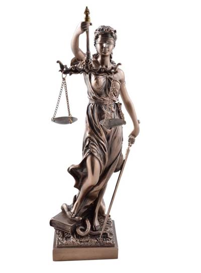 Justitia Figur