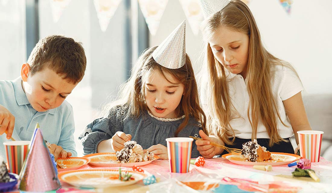 Kindergeburtstag-Spiele für drinnen