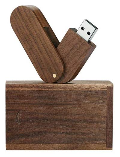 Klappbarer Holz-USB-Stick